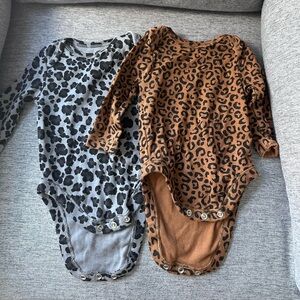 Set of 2 - Old Navy Leopard Print Cotton Long Sleeve Bodysuit 0-3M